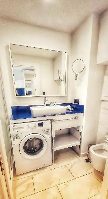 Holiday Inn Orbi 바투미 아파트
